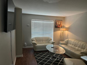 Lovely 1-Bedroom Townhome with Nice Amenities